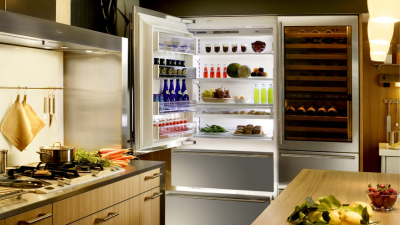 sub zero integrated refrigerator freezer